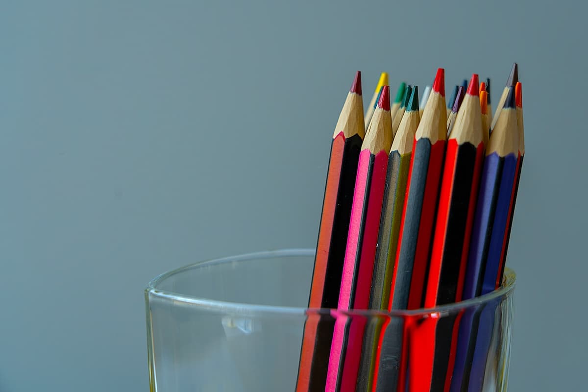 Visual of effective tips and techniques for ADHD reading.